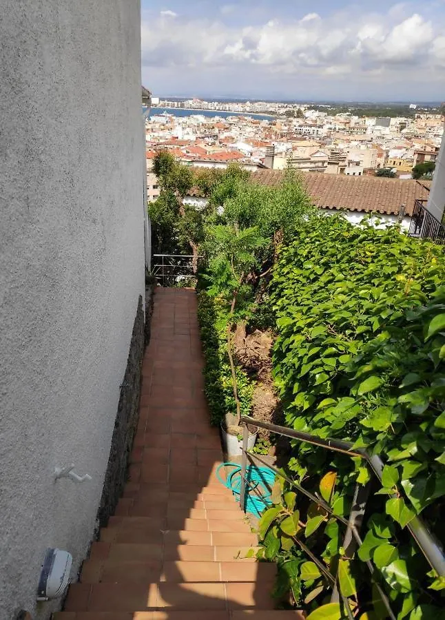 Apartment Can Blau Roses Spain